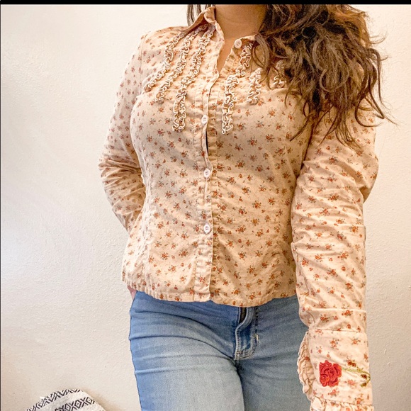 *Johnny Was Pink Button Down embroidered Shirt Red Rose and Ruffles Floral - Picture 2 of 12